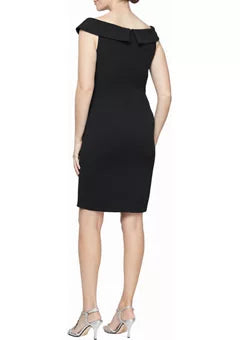 Off Shoulder Dress with Broach | Black