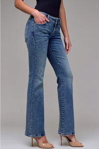 Low Rise Ryan Bootcut 33" Inseam | Vintage Wash