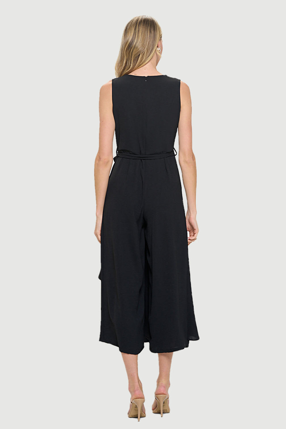Last Tango Sleeveless V-Neck Jumpsuit | Black