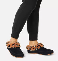 Coffee Run Slip On | Black Tawny