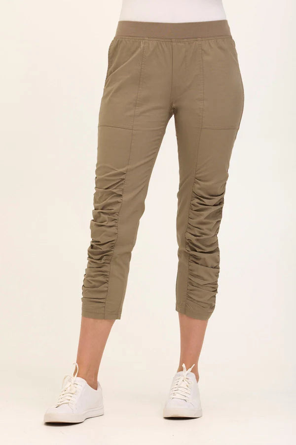 Geyser Crop | Truffle