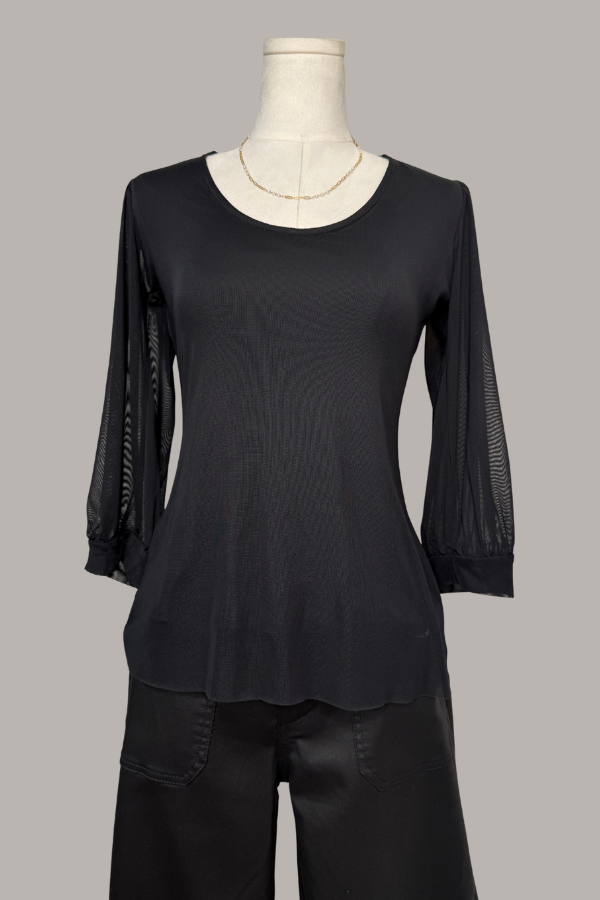 3/4 Sleeve Scoop Neck Mesh Top | Wine Mesh, Black Mesh