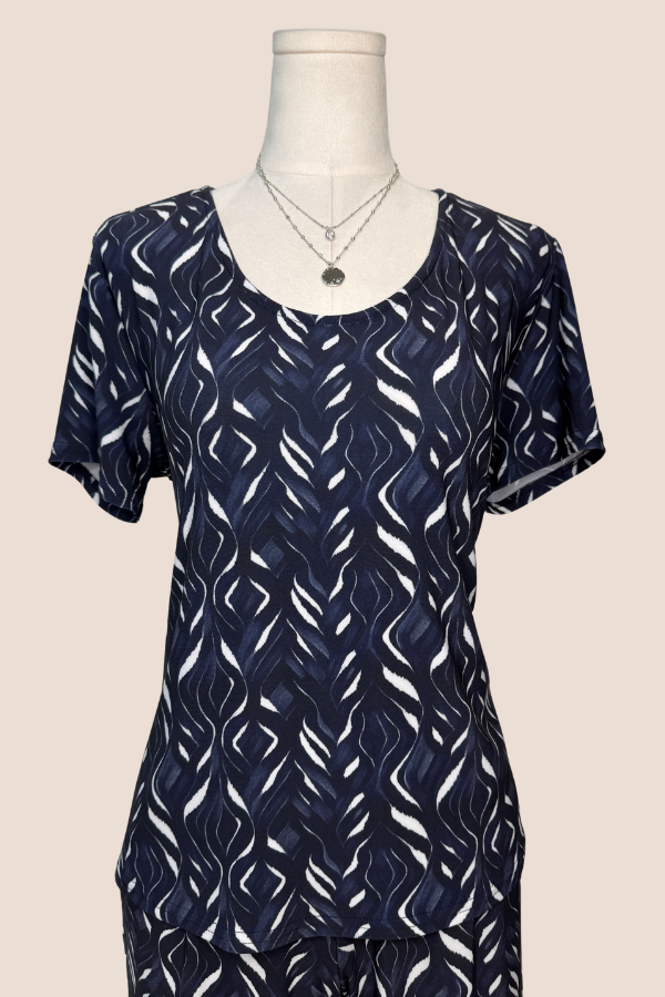 Short Sleeve Side Slit Top | Harmony, Lion