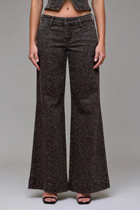 Happi Low-Rise Comfort Flare Trouser | Brown Cheetah