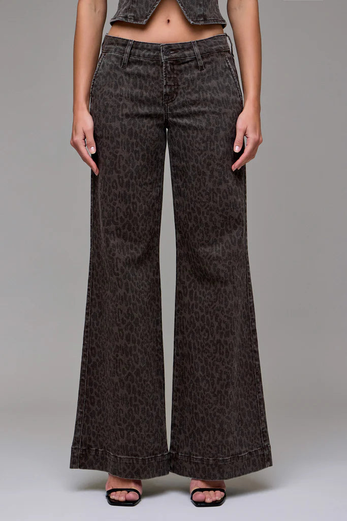 Happi Low-Rise Comfort Flare Trouser | Brown Cheetah