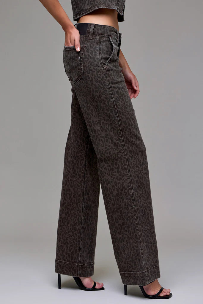 Happi Low-Rise Comfort Flare Trouser | Brown Cheetah