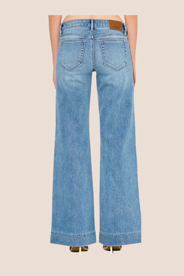 Happi Flare with Seam | Medium Light
