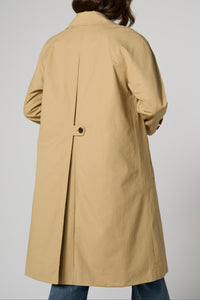 Raglan Sleeve Coat with Pleat Back | Croissant