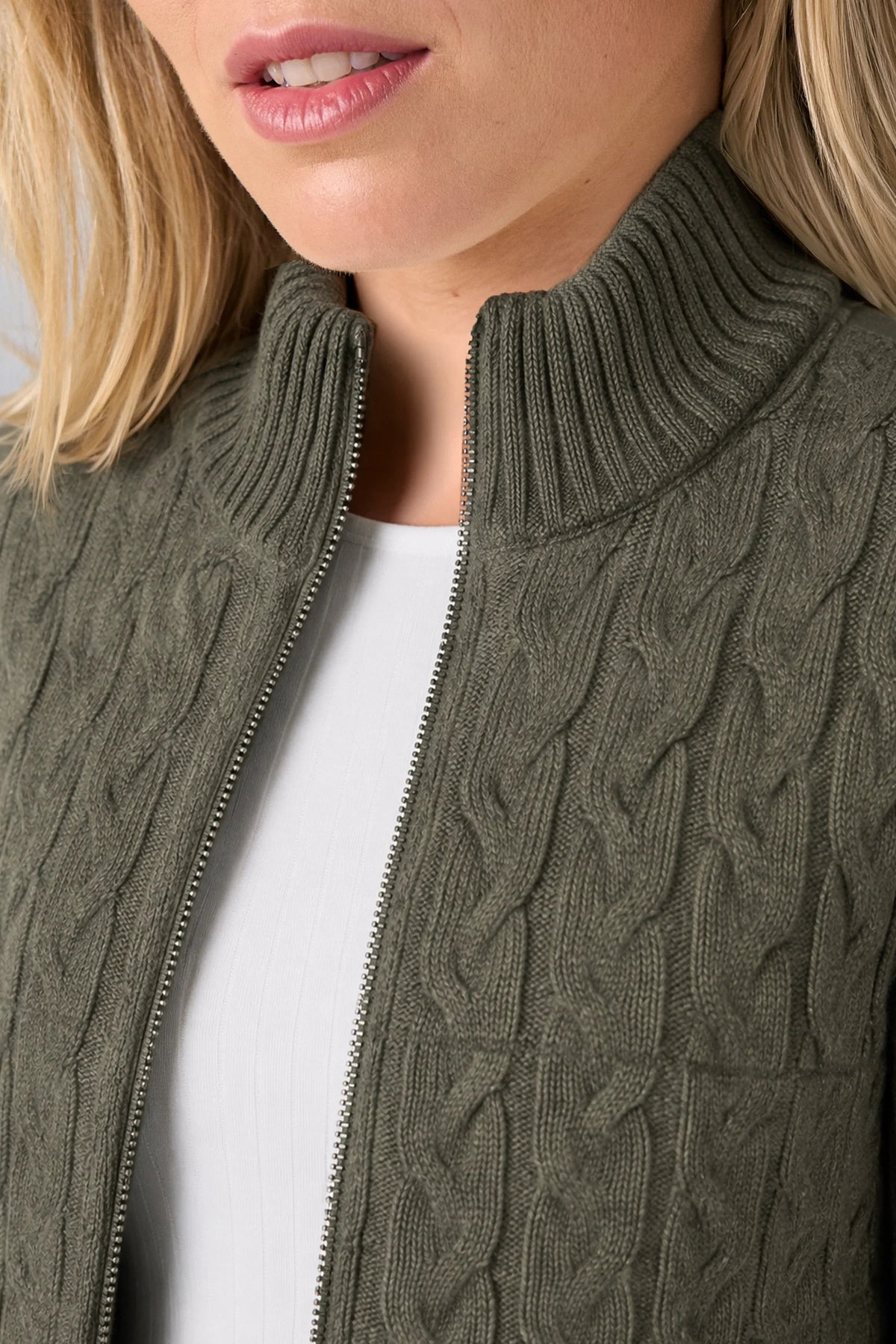 Long-Sleeve Zip Front Quilted Sweater Jacket | Heather Olive