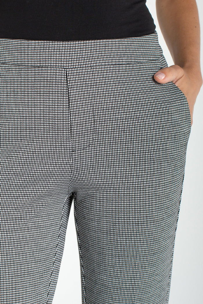 Petite Kayla Pull-On Trouser | Black/White Mini Check