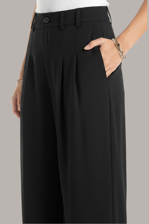 Wide Leg Pleated Trouser | Black