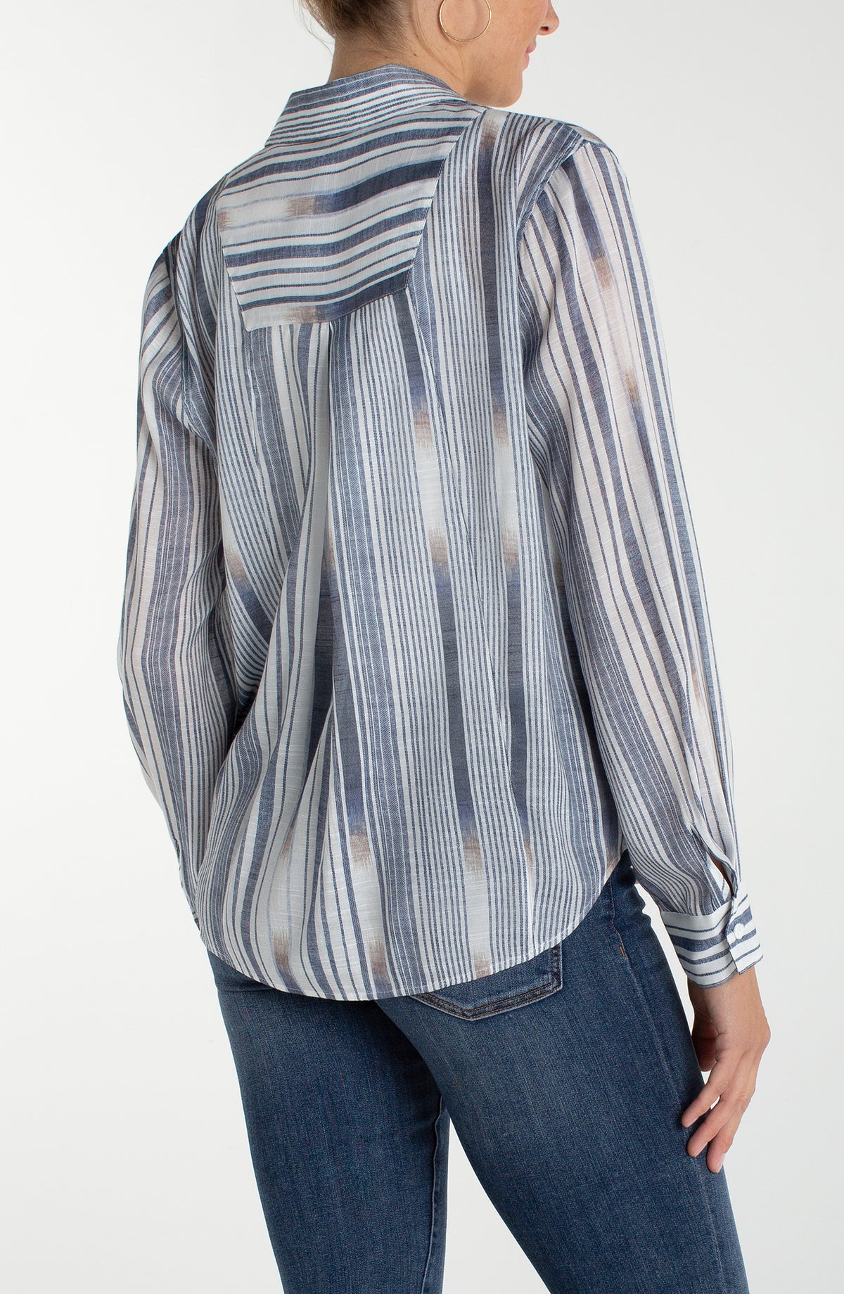Long Sleeve Button Front Woven Shirt with Back Seaming | White Chambray Stripe