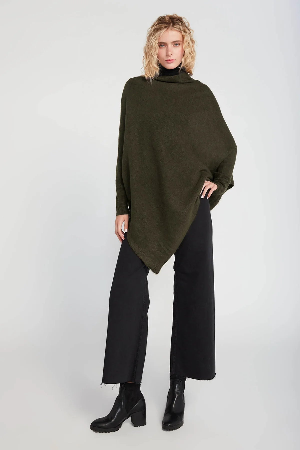 Triangle Poncho with Sleeves | Various Colors
