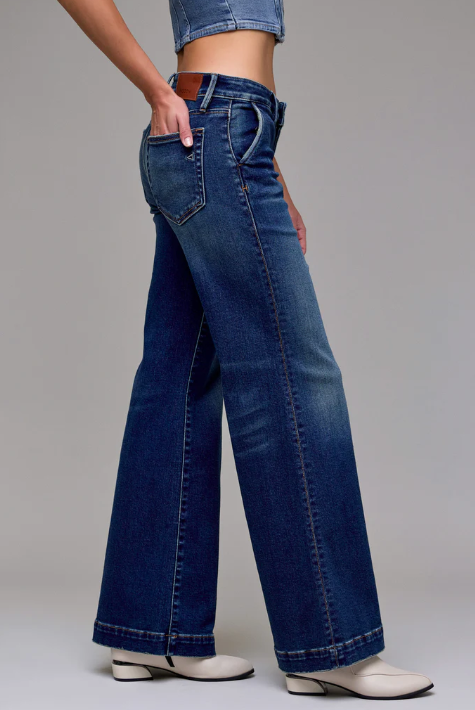Happi Low-Rise Comfort Flare | Dark