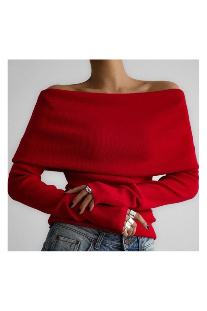 Slim Fit Off-the-Shoulder Knit Top | Red