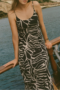 Charisma Tova Palm Midi Dress | Black