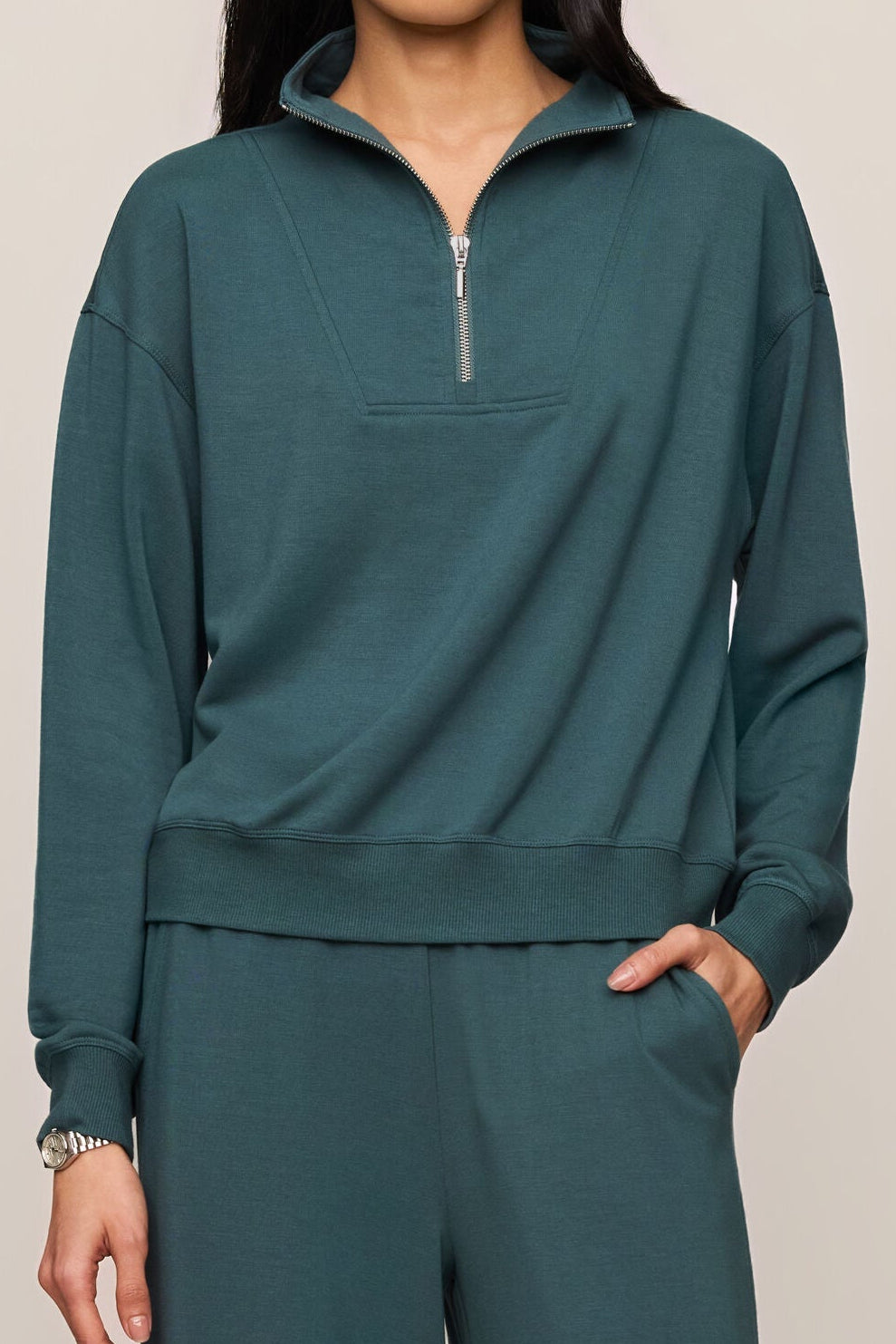 Gate Check Modal Sweatshirt | Emerald Cove, Black