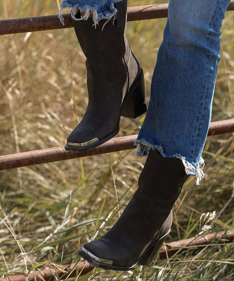 Distressed Leather Boots | Espresso