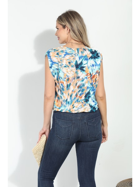 SHIRRED SHOULDER TOP