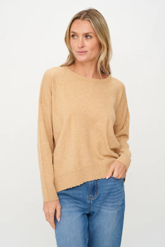 Angii Frayed Crew Neck Sweater | Camel